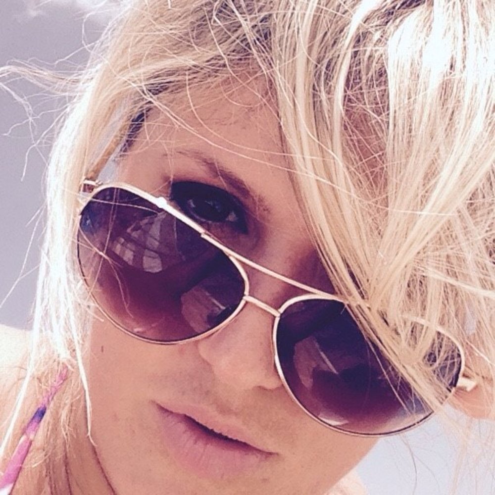 Meet your Posher, Lenka